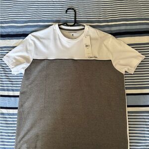 Calvin Klein Men's White and Gray Short Sleeve Tee